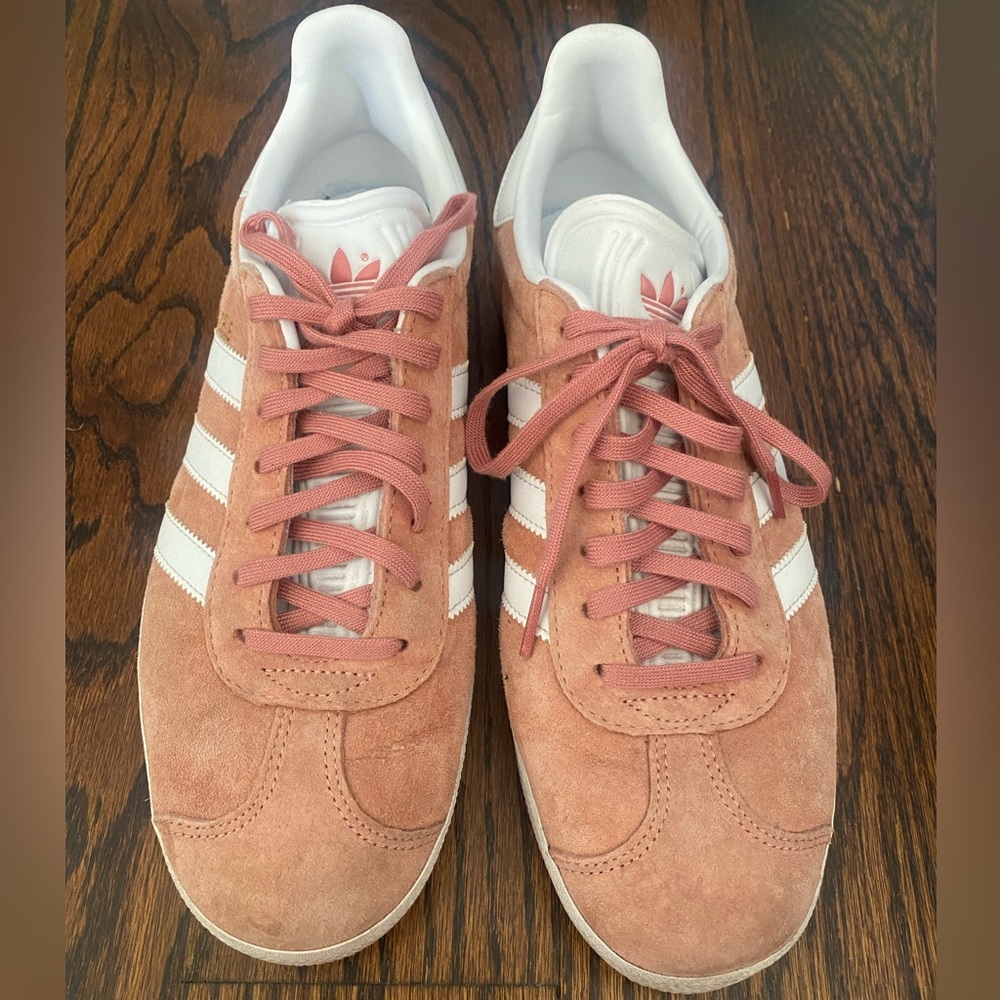 Adidas Gazelle US size 8.5 men (9.5 women).